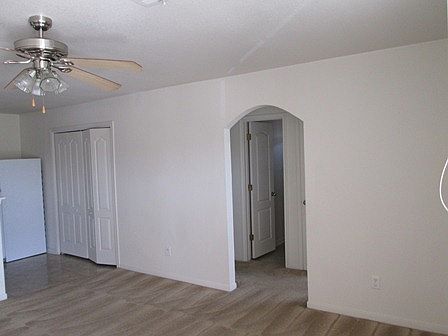 5th image of 419 Brittney Way APT D