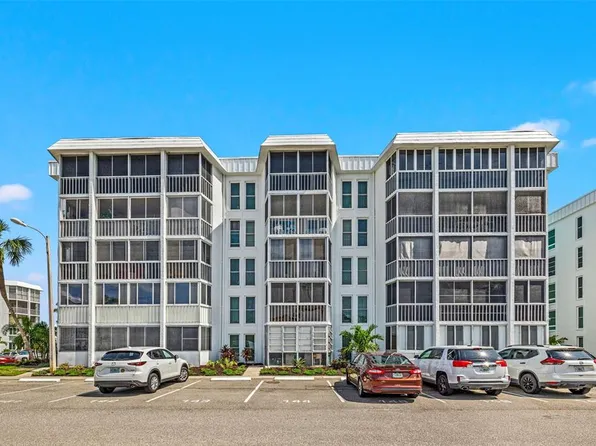 4908 38th Way S APT 501, Saint Petersburg, FL 33711
