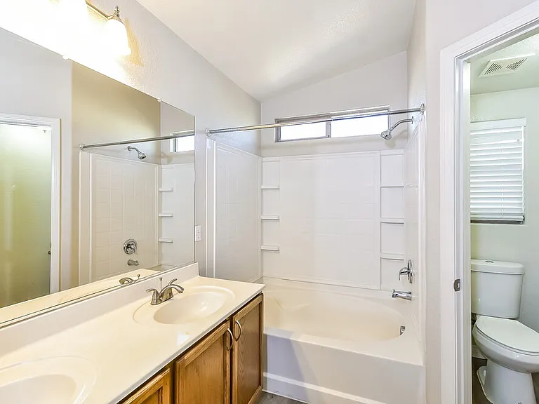 3577 Chelsea Grove St — Photo 11