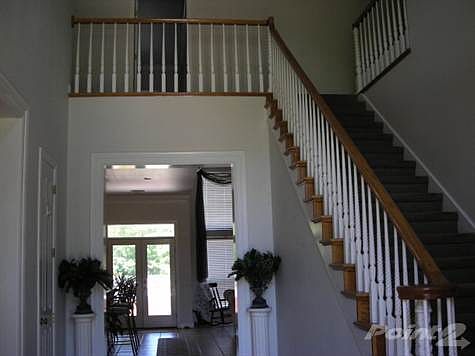 Entry/Foyer
