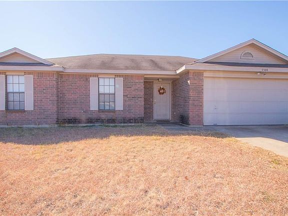 3rd image of 4508 Fieldcrest Dr