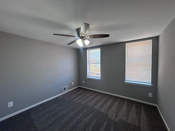 599 N Bradford St — Photo 4