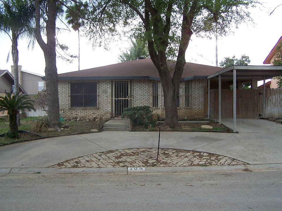 105 Horizon Loop, Laredo, Tx. 78046