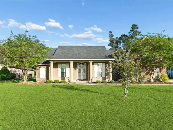 216 Merion Cir, Madisonville, LA 70447