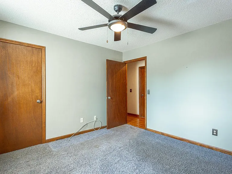 6135 Blue Ash Dr — Photo 8