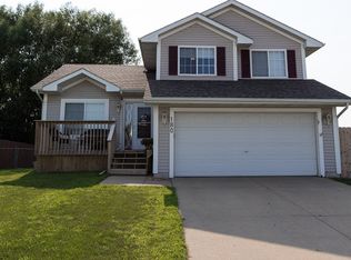 180 SE Westgate Dr, Waukee, IA 50263