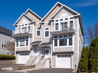 27 Arbor Glen, New Rochelle, NY, 10801