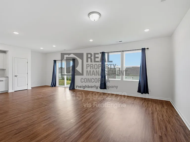 3917 Sadie St — Photo 6