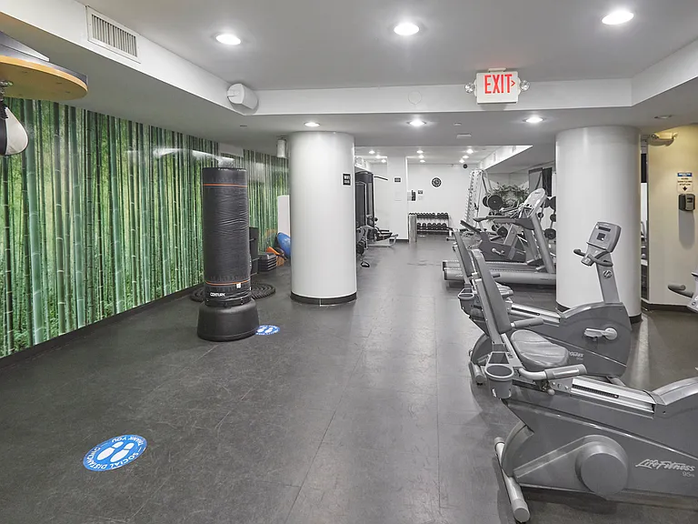 100 W 58th St #5B — Photo 8