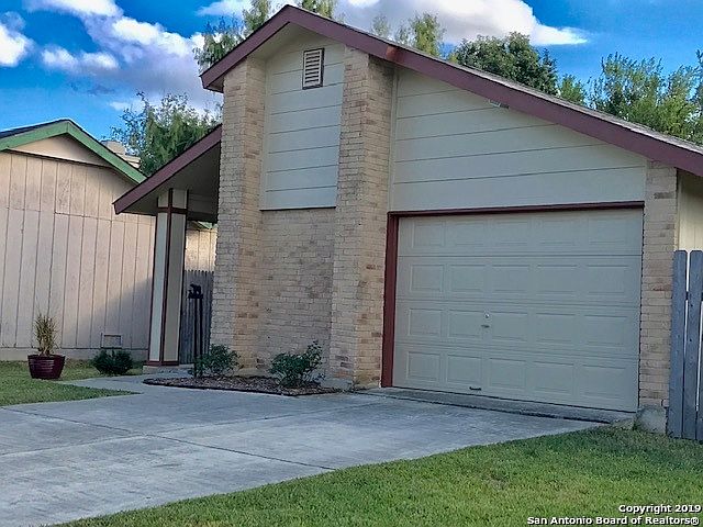 2nd image of 9646 Ivy Bend St