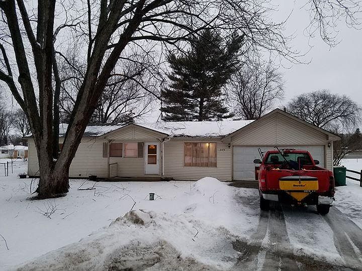 1st image of 21478 W Engle Dr
