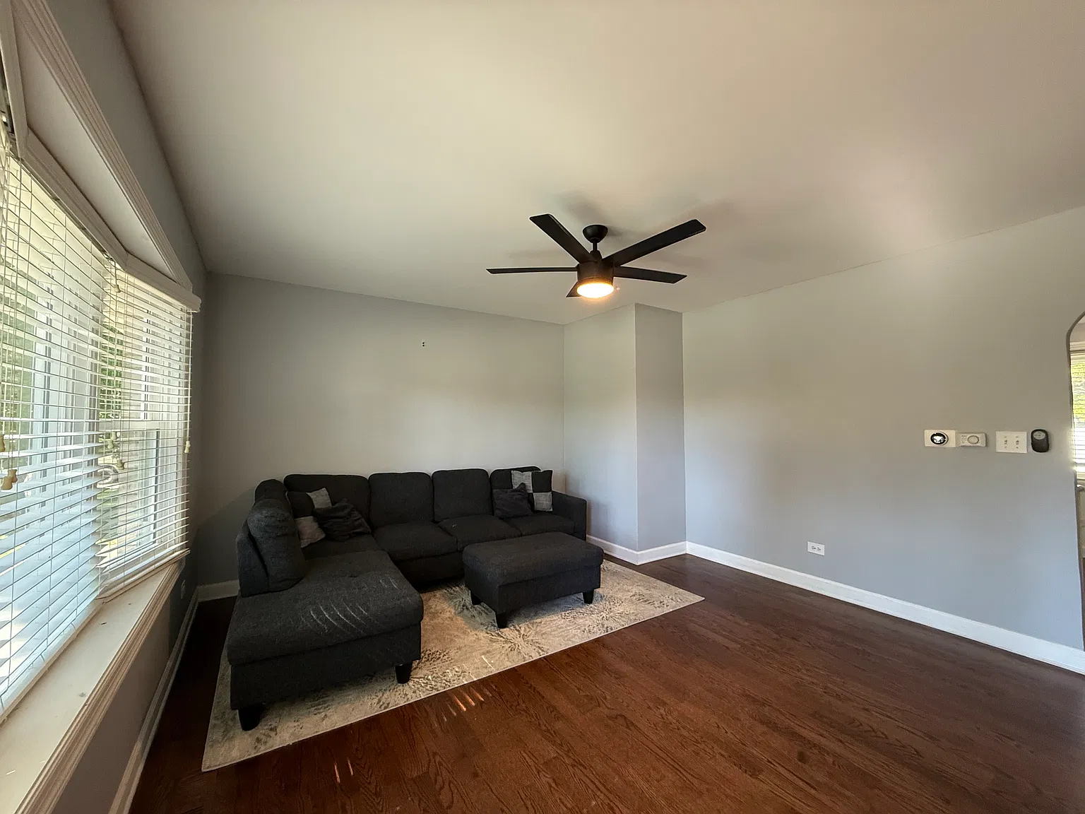 3 bed, $3,000 — Photo 3