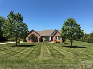 379 Horseshoe Bend Rd, Hudson, NC 28638