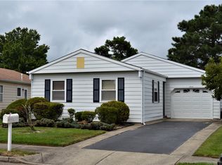 7 Kinkora Ct E, Toms River, NJ 08757