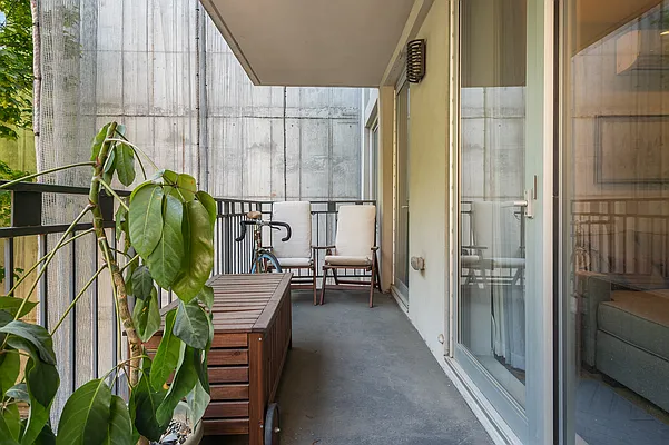 Rented by Space Real Estate | media 8