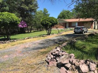 216 Fawn Ln, Albrightsville, PA 18210