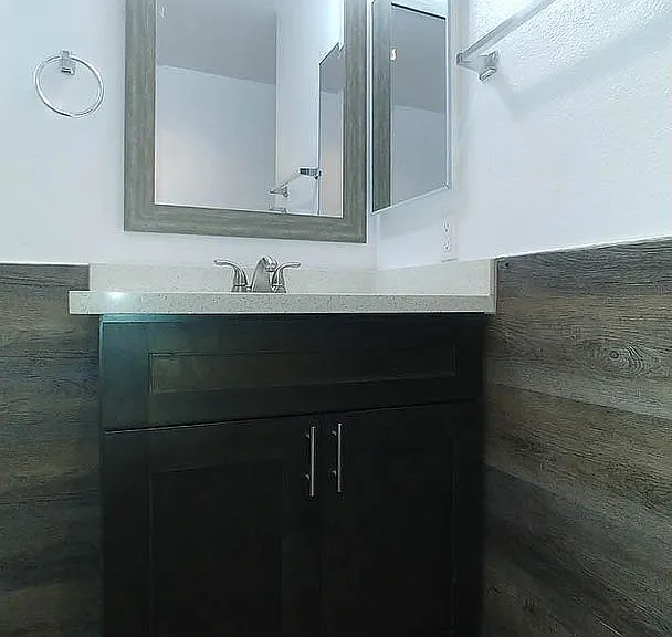 14242 Roscoe Blvd — Photo 76