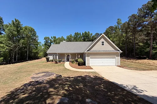 115 White Acres Dr Photo 1