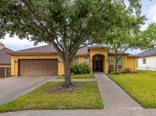 3824 Crestwind, Laredo, TX 78045