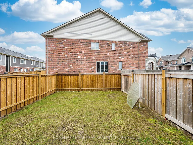 67 Benhurst Cres — Photo 48
