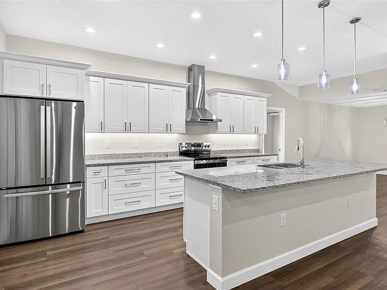 12038 San Angela Dr — Photo 5