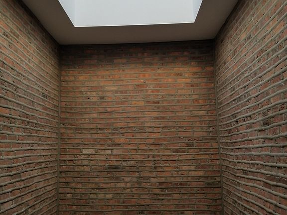 3rd image of 5240 S King Dr APT 3N