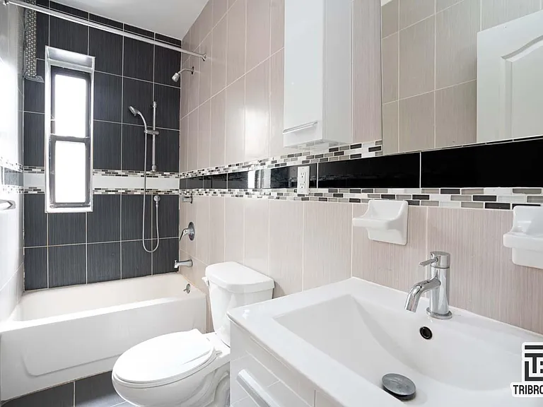 488 Saint Nicholas Ave #4B — Photo 4