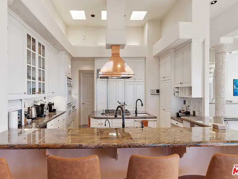 7350 Brodiaea Way — Photo 15