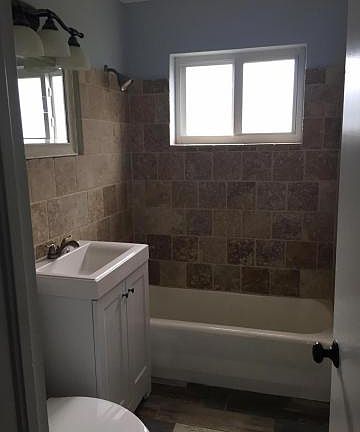 4th image of 1519 NE 2nd Ave