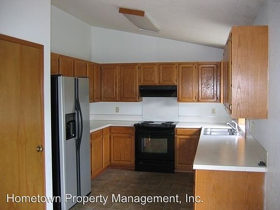 4th image of 516 Pleasant Hill Dr NE
