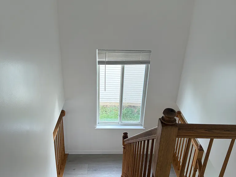 21423 Frost Ct — Photo 8