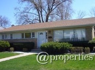 9415 Tripp Ave, Skokie, IL 60076