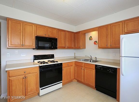 3rd image of 1623 Ashland Ave APT 5E