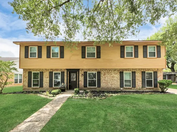 3923 Cypress Lake Dr, Spring, TX 77388