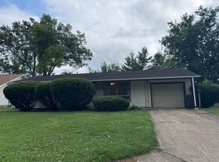 604 Taft Ave, Charleston, IL 61920