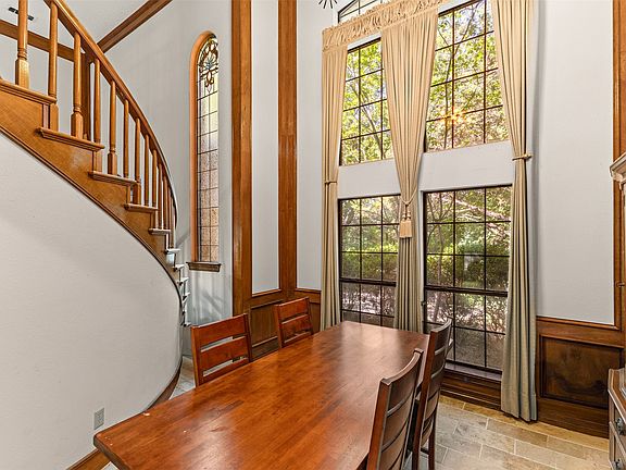 5th image of 1190 Whispering Oaks Dr