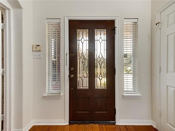 4th image of 664 Campolina Dr