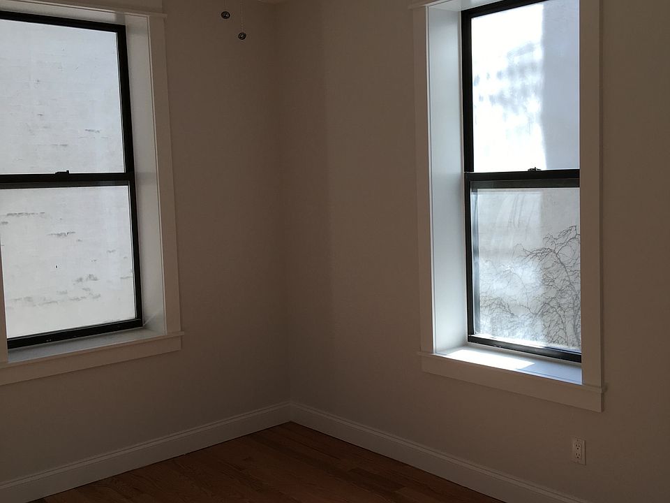 2nd image of 383 Clinton St APT 2D