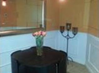 10 Hulbert Rd APT 4, Worcester, MA 01603