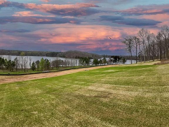 5th image of 4632A Shirley Rd