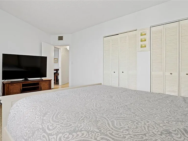 3725 S Ocean Dr #1610 — Photo 19