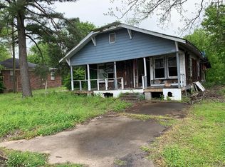 208 E Davis St, Forrest City, AR 72335