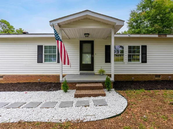 8451 Cross Anchor Rd, Enoree, SC 29335