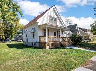 1733 2nd St SW, Cedar Rapids, IA 52404