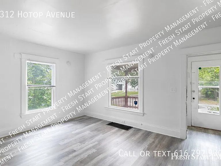 1312 Hotop Ave — Photo 7