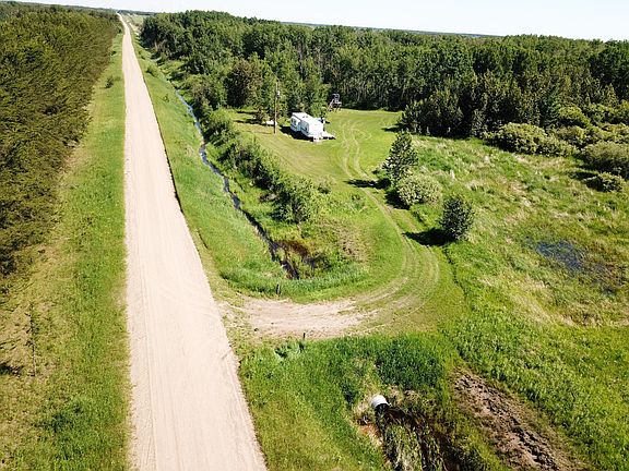 3rd image of 440th Ave