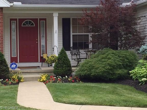 3rd image of 38538 Avalon Dr