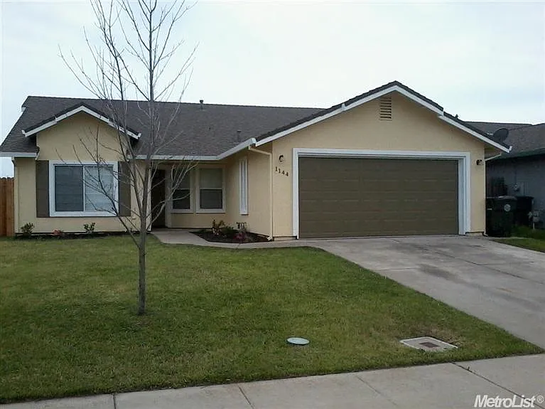 1144 Martinson Ct photo 1