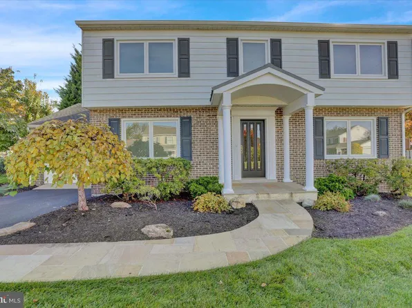 2216 Burkey Dr, Reading, PA 19610