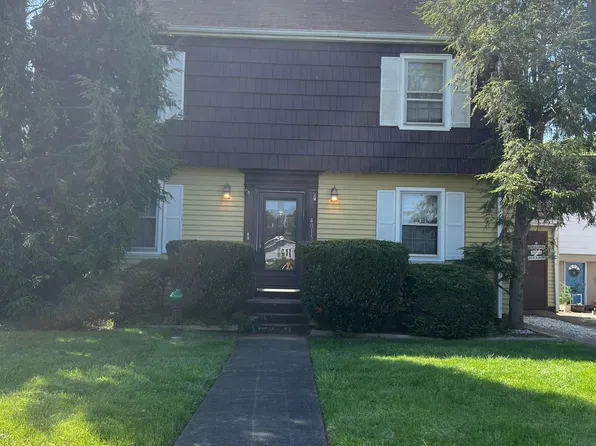 4015 Piedmont Rd, Huntington, WV 25704